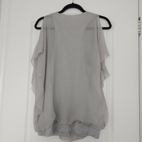 ROBBI & NIKKI Women Silk Tank with Silver Sequin Collar V-Neck Top - Picture 3 of 5